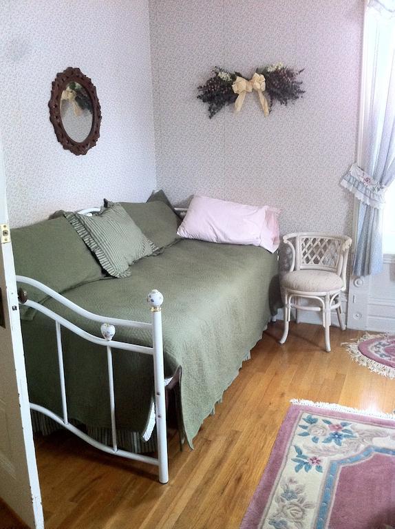 Grand Avenue Bed And Breakfast Carthage Esterno foto