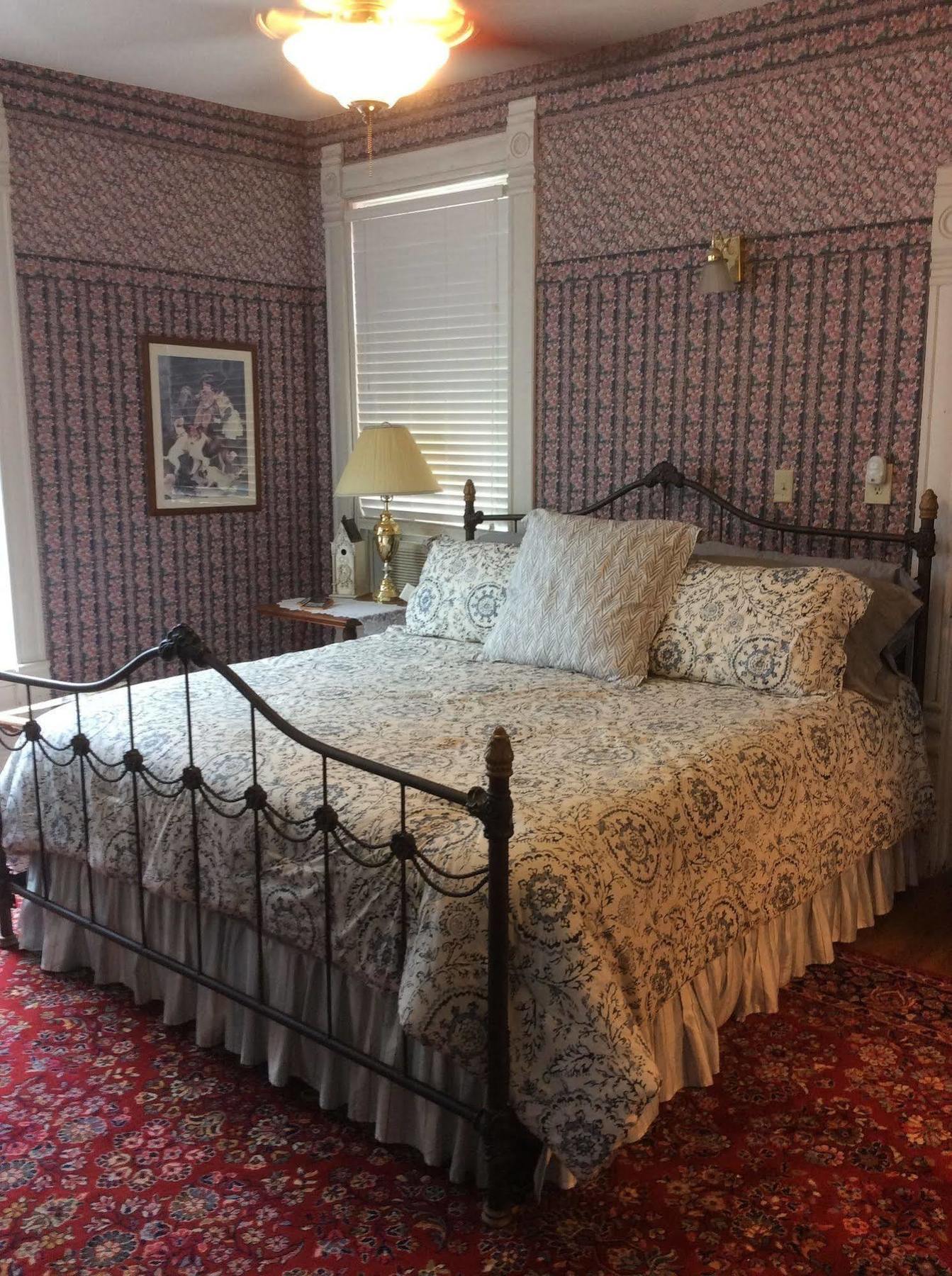 Grand Avenue Bed And Breakfast Carthage Esterno foto